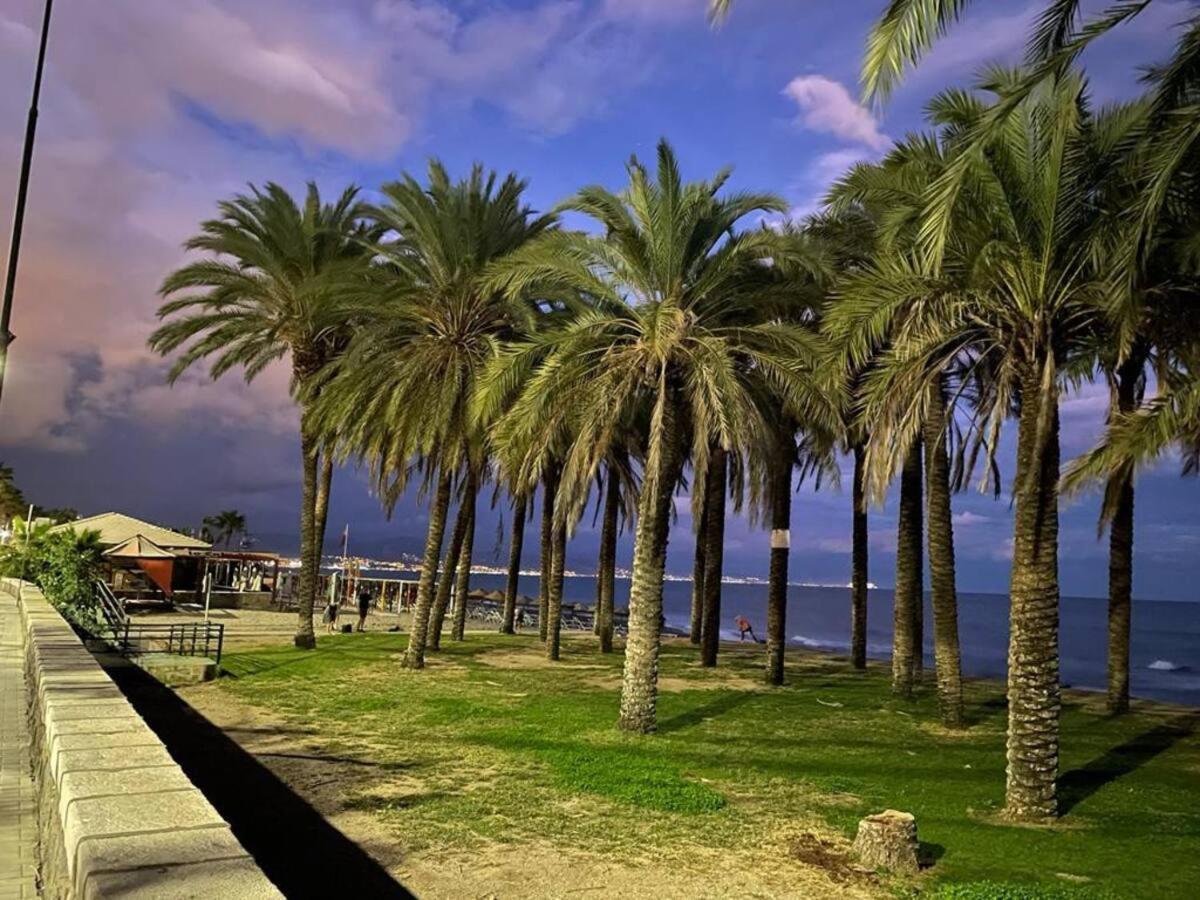 One Step From The Beach ตอร์เรโมลิโนส ภายนอก รูปภาพ