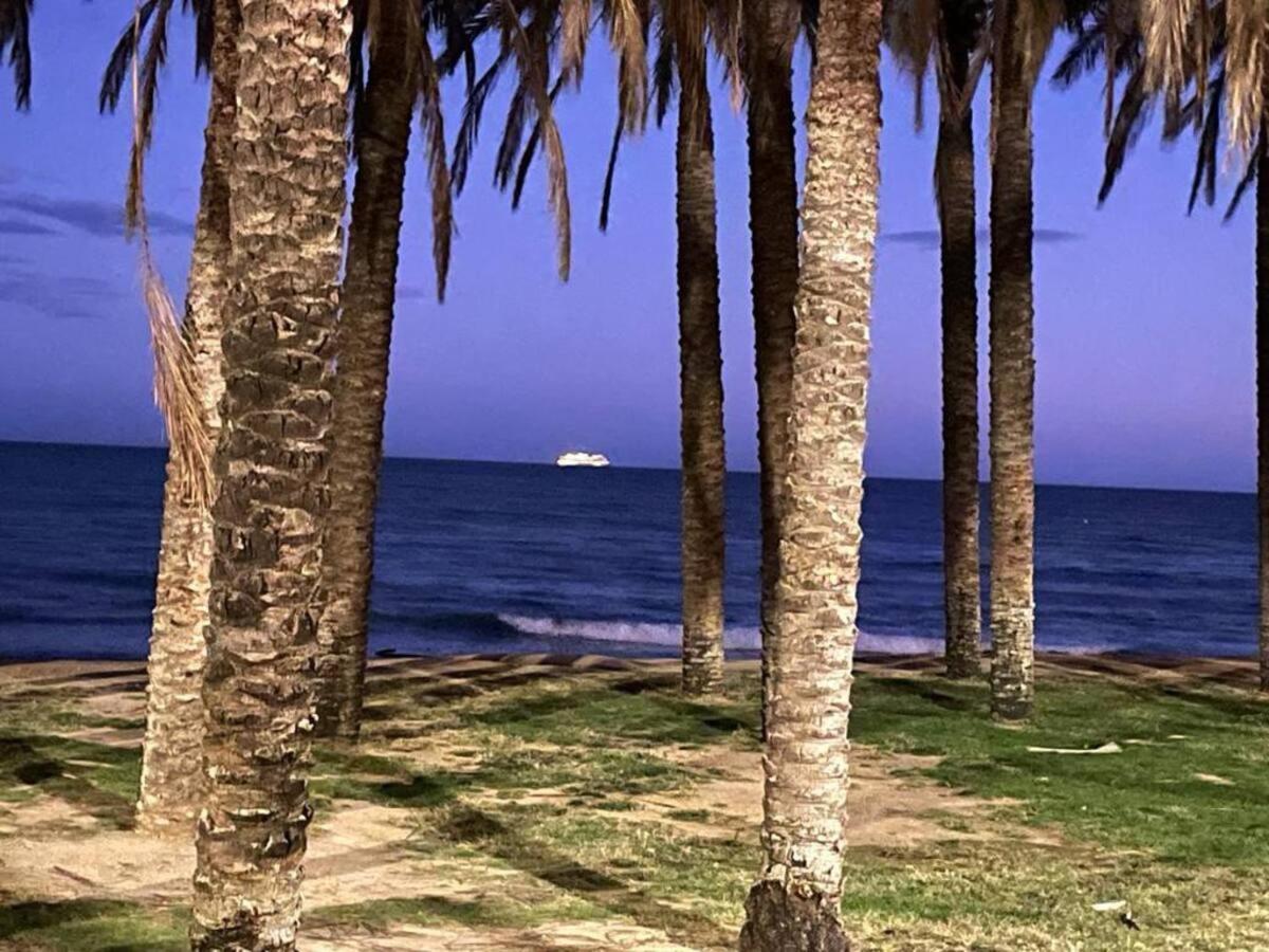 One Step From The Beach ตอร์เรโมลิโนส ภายนอก รูปภาพ